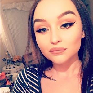 Hiya! Here’s a little info about me and my items!